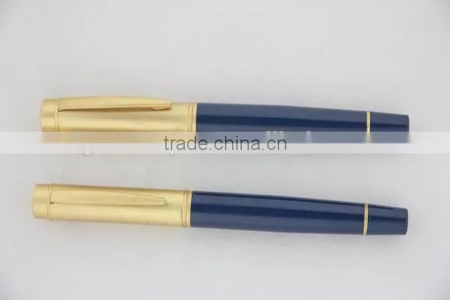 metal fountain pen