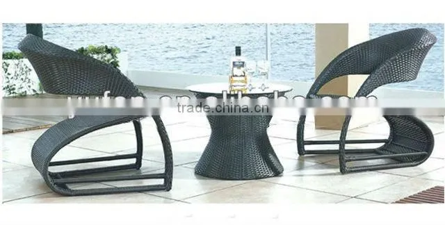 plastic rattan furniture mini bar table and chairs