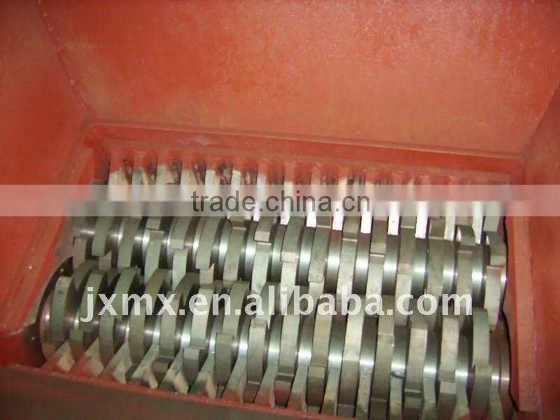 Scrap metal sheet shredder