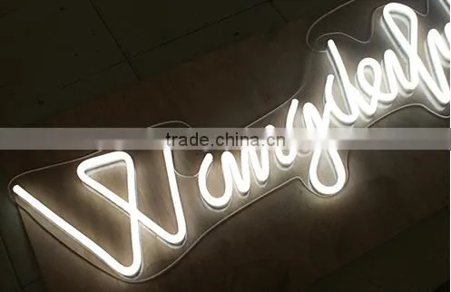 2016 New Design China Small Led Neon Light Signs