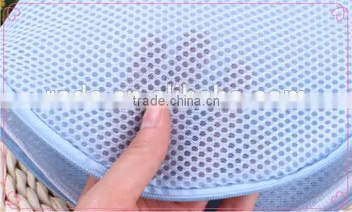 Roda wholesale 100% Polyester sandwishing triangle lingerie washing mesh bag