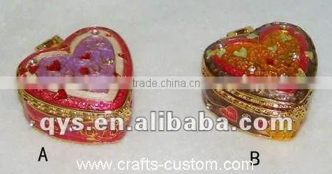 Heart Shape Jewelry Box, Pewter Material, Gold Plating