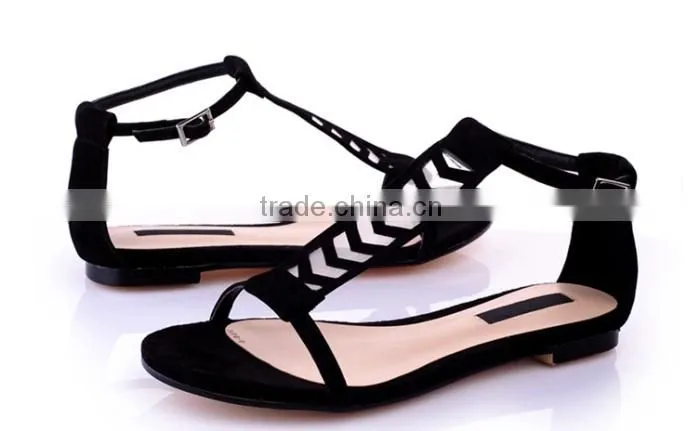 famous european fashion designers Roman shoes