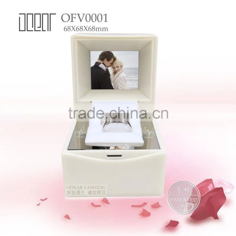 2015 newest style lcd video ring box wholesale
