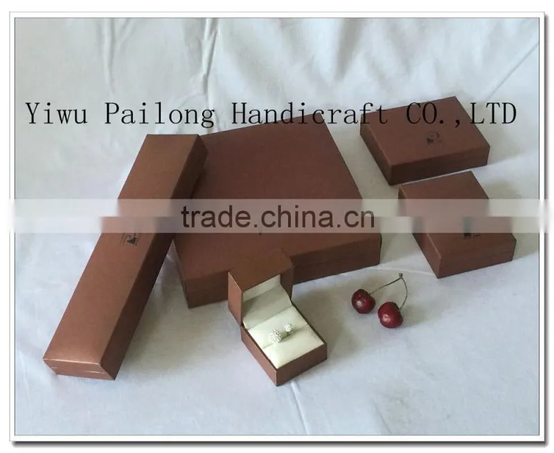 custom logo design print plastic jewelry boxes packaging