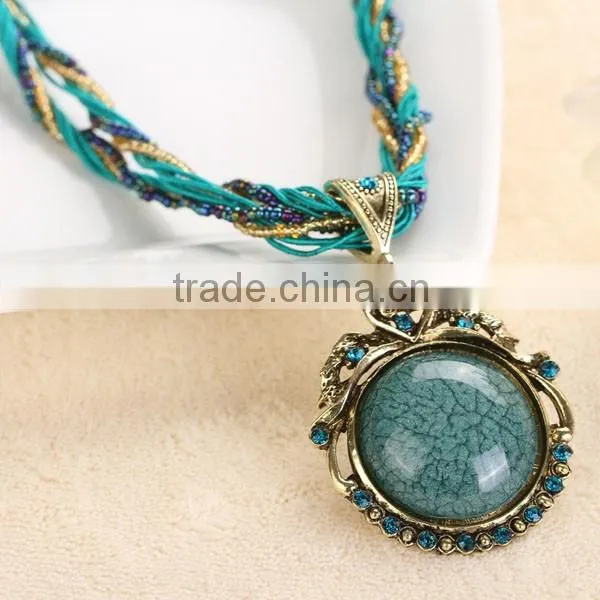 Bohemian Style Vintage Heart Design Round Stone Necklace