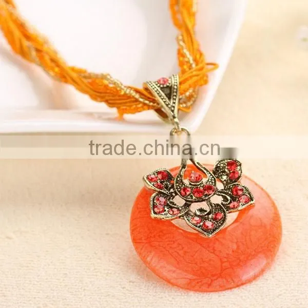 Vintage Fashion Lady Stone Necklace Wholesale