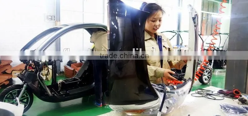 2017 Best Selling Elderly Three Wheel Passenger Car /Three Wheel Electric Mini Car