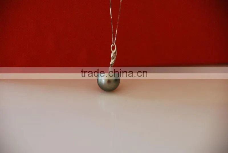 simple 9-10mm TahitIan pearl pendant designs
