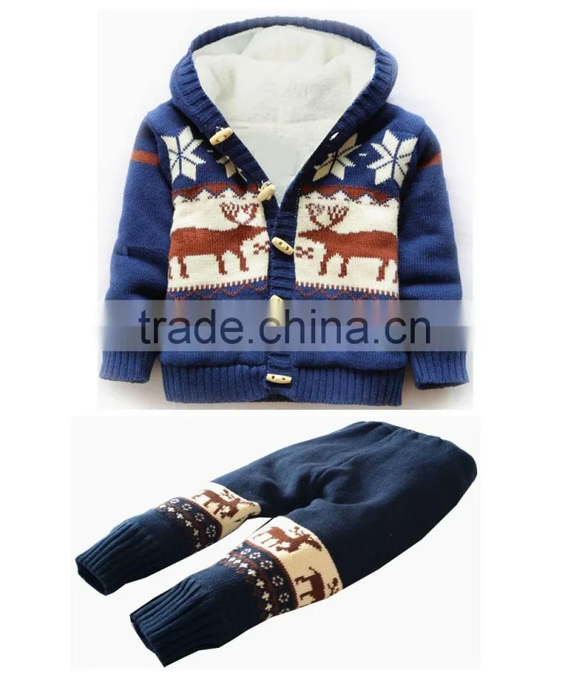 Latest red overcoat giraffe pattern children hooded Christmas sweater coat