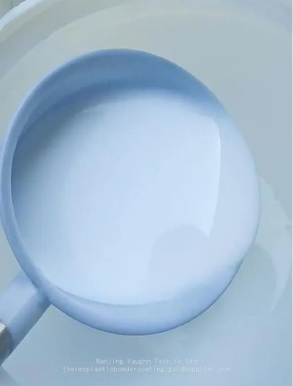 PECRA798 mould release agent - frame at 0m3s(1)