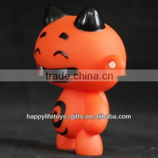 Cartoon character Vinyl figurine animal toy