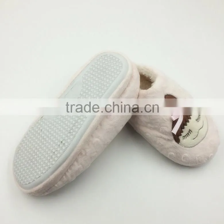 New design pink fluzzy princess woman slipper