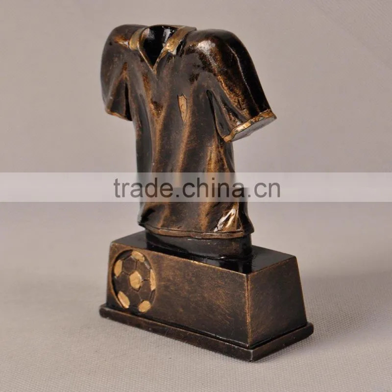 Football T-shirt sculpture for sports souvenir