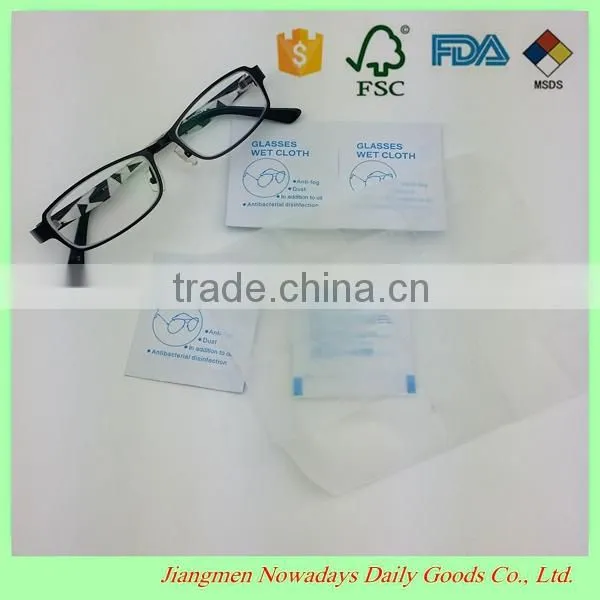 Individual small pocket glass wet wipes