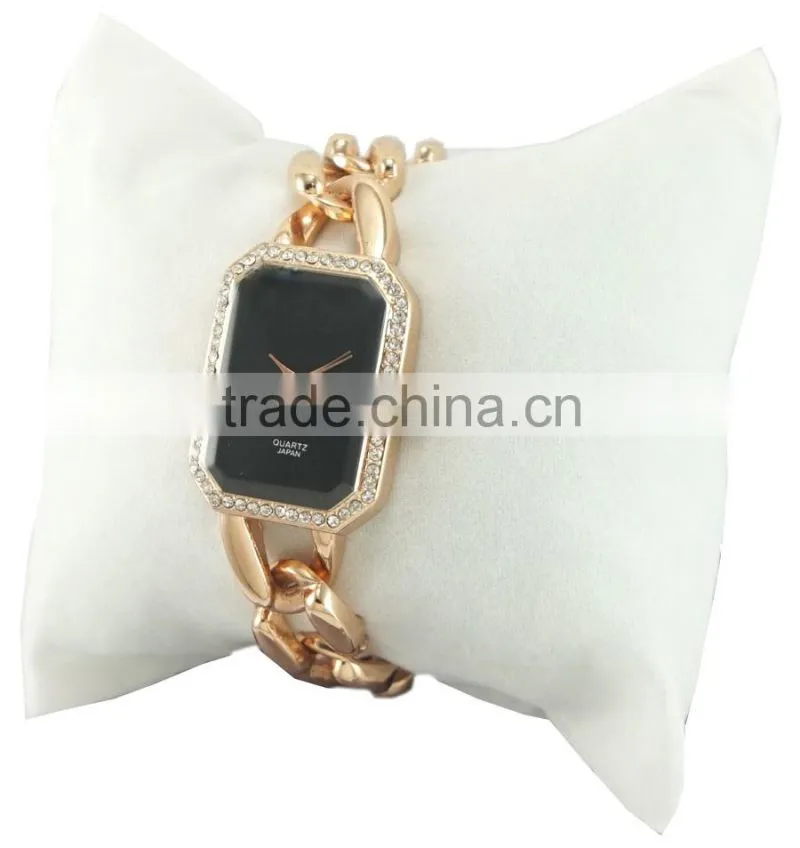 Summer season fashion models fit wrist chain bracelet watches quartz square watches women