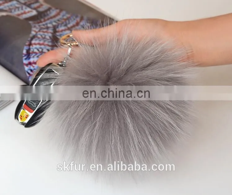 Customized color and size lovely real raccoon fur pom pom ball key chain