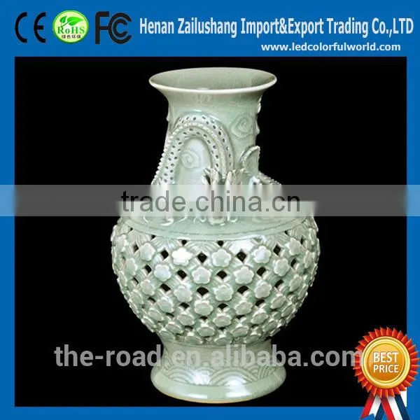 Chinese Dragon Ceramic Vase Symbolize Noble and Elegant For Porcelain Gifts/Decoration/Collection