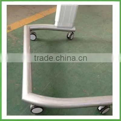 Tilt top overbed table
