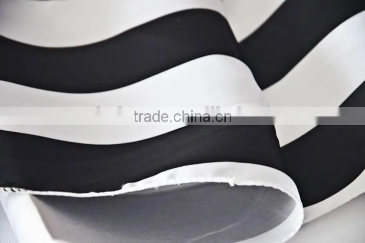 Wholesale white and black satin stripe table runner
