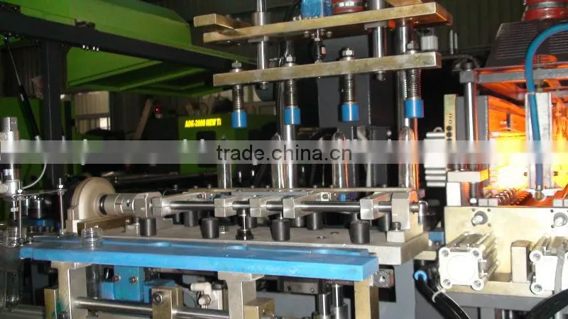 four cavities automatic blowing machine