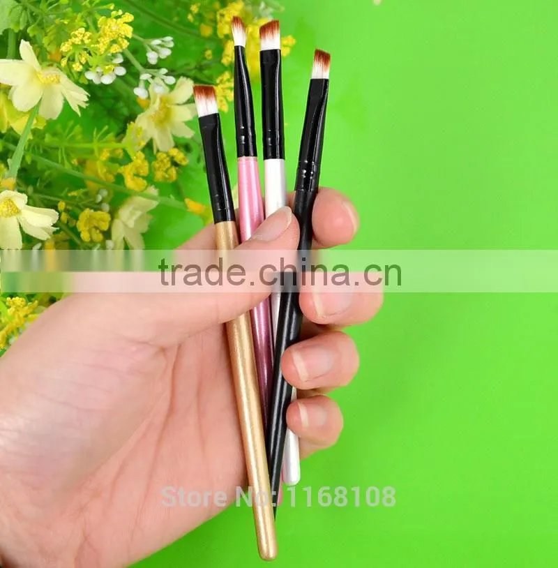 Fashion Eyebrow Eyeshadow Brush Makup Tool