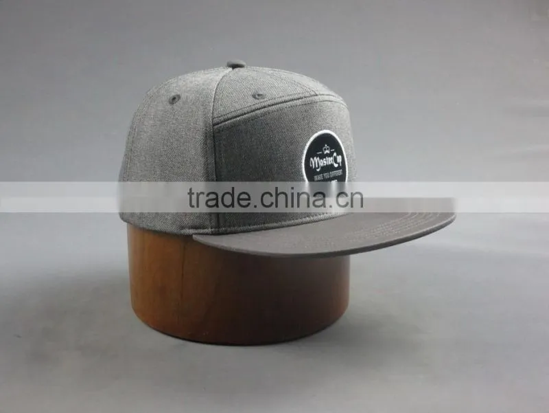 Custom 100% cotton twill 7-panel snapback cap with embroidery logo