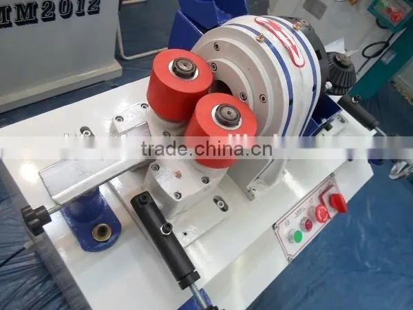 CE approved flexible broom handle / wood broom stick making machine