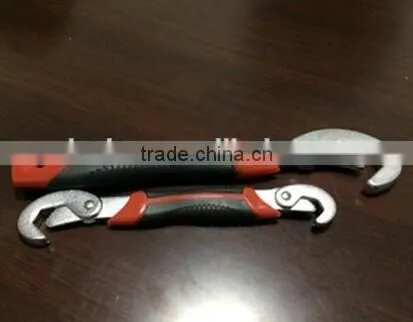 Hot selling 2 pcs universal wrenches set/ Pipe wrenches set 9-32mm