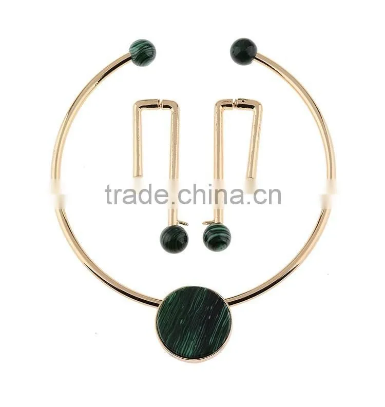 Fashionable Turquoise Jewelry Gold Choker Earrings Necklace Set