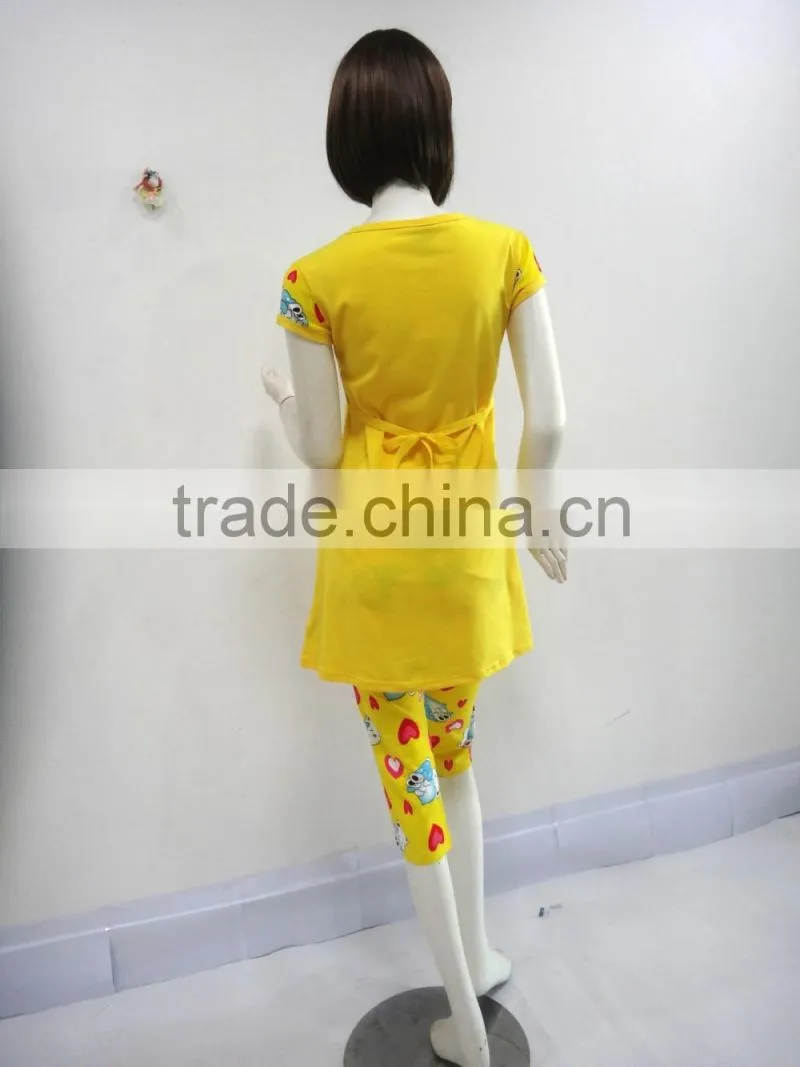 The classic yellow lovely cat and loving heart pajamas women