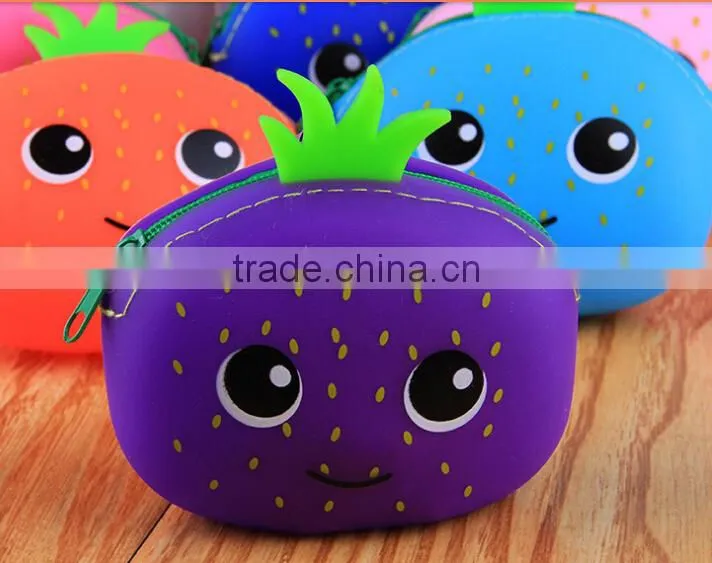 Lovely strawberry customized silicone wallet for coin&money&carry articles