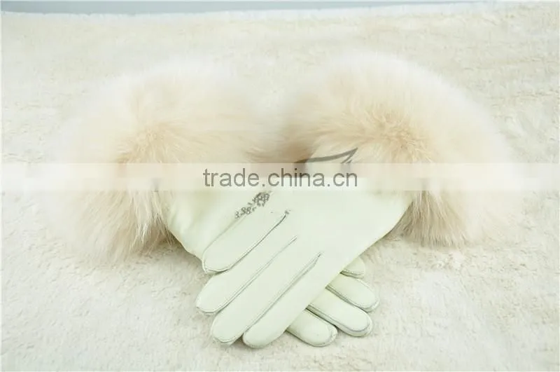 Top Luxury Fashion Desgin Beautiful Fox Fur Wrist Ladies Sheepskin Leather Gloves
