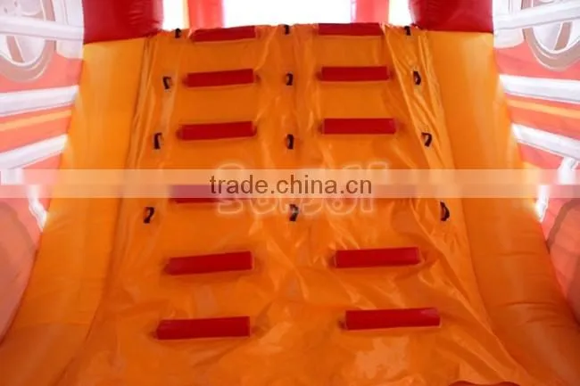 EN14960 Fantastic Red Car Inflatable Obstacle Course