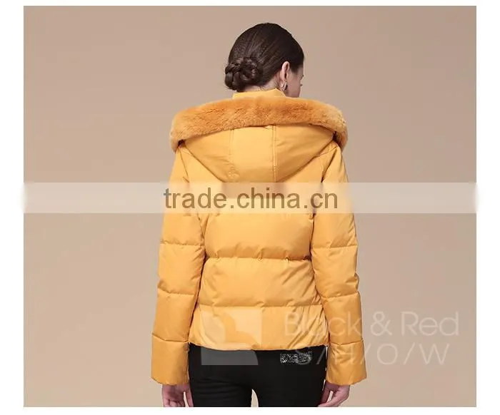 woman besutifle foldable duck down jacket for sale