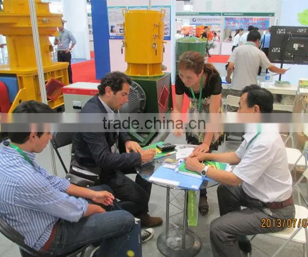 High efficiency poultry feed pellet mill , cattle feed pellet machine 200 kg per hour