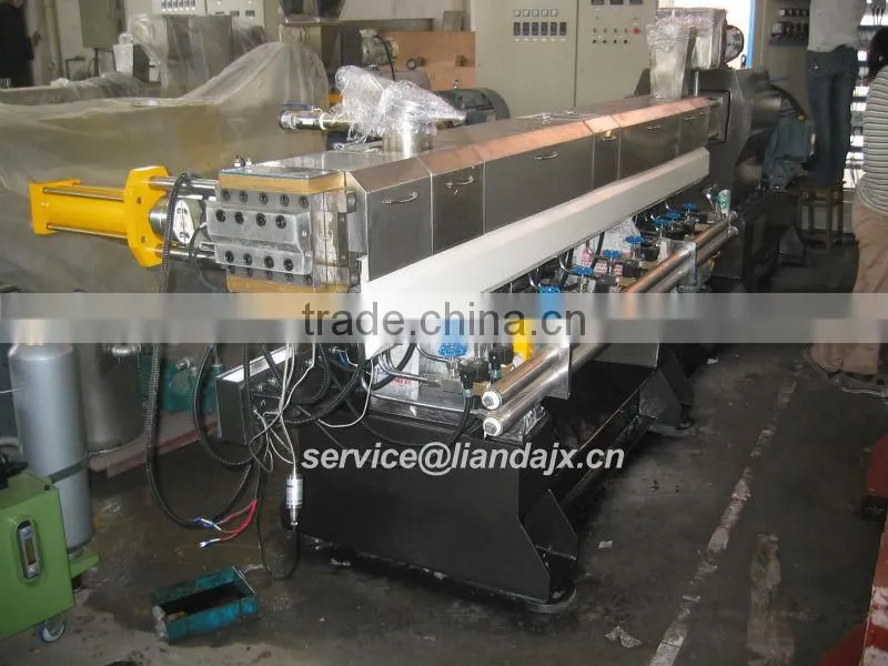 PET extruding and pelletizing/granulating production line