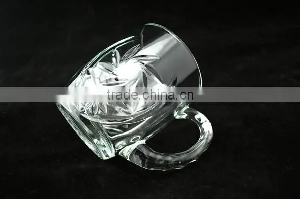 Embossed flower logo glass mug transparent glass mug cheap glass mug