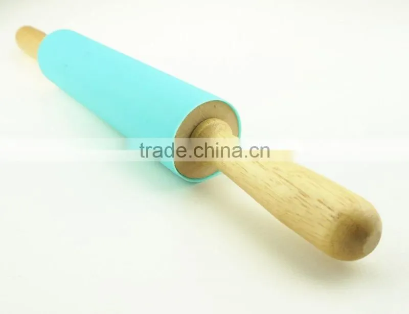 46018 silicone dough pastry flour rolling pin with wooden handle