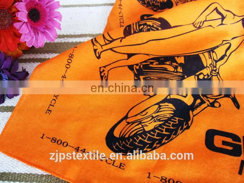 2014 hot sell 100% cotton black color with white pirate pattern logo triangle bandana,pet bandana