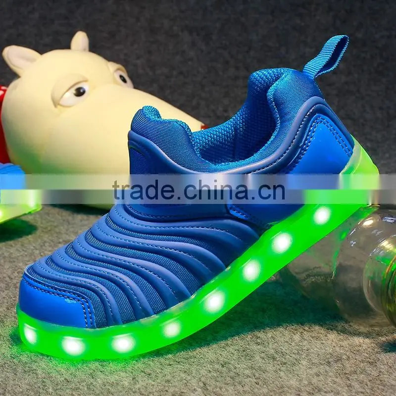 Wholesale LED light up shoes for kids children, child kids LED lighting sneaker, LED luminous light for kids LED shoes