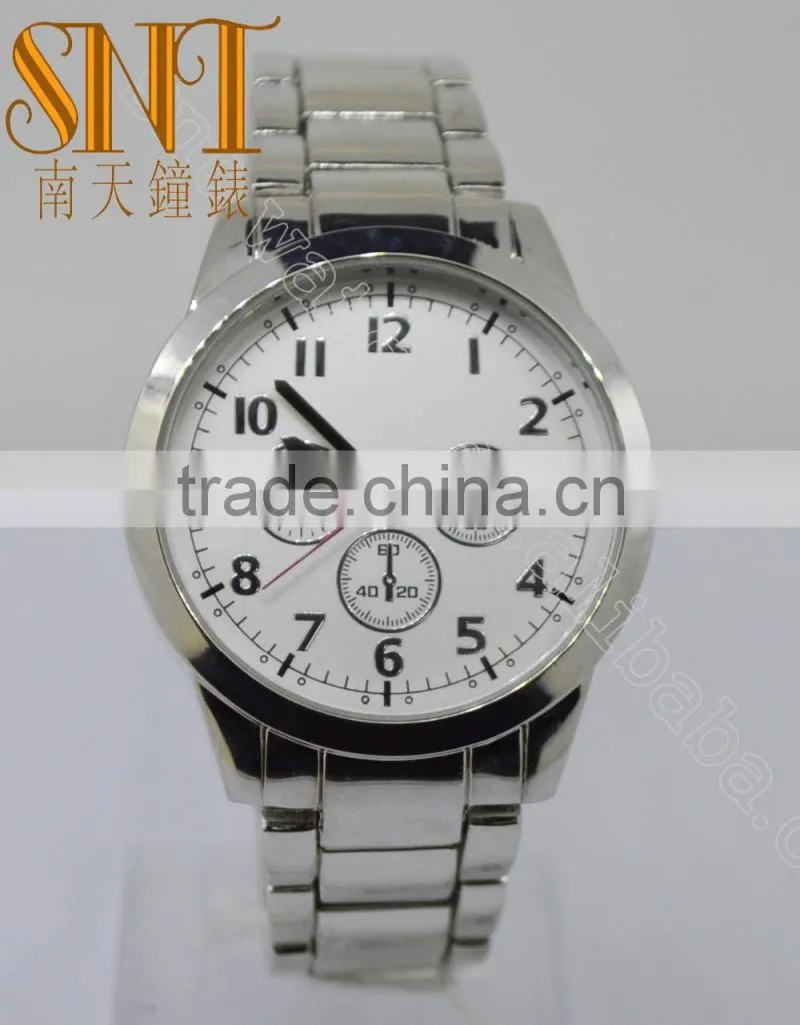 Fashion Matte Silver Dial With 3 Chrono Eye, High Quality Stainless Steel Watch