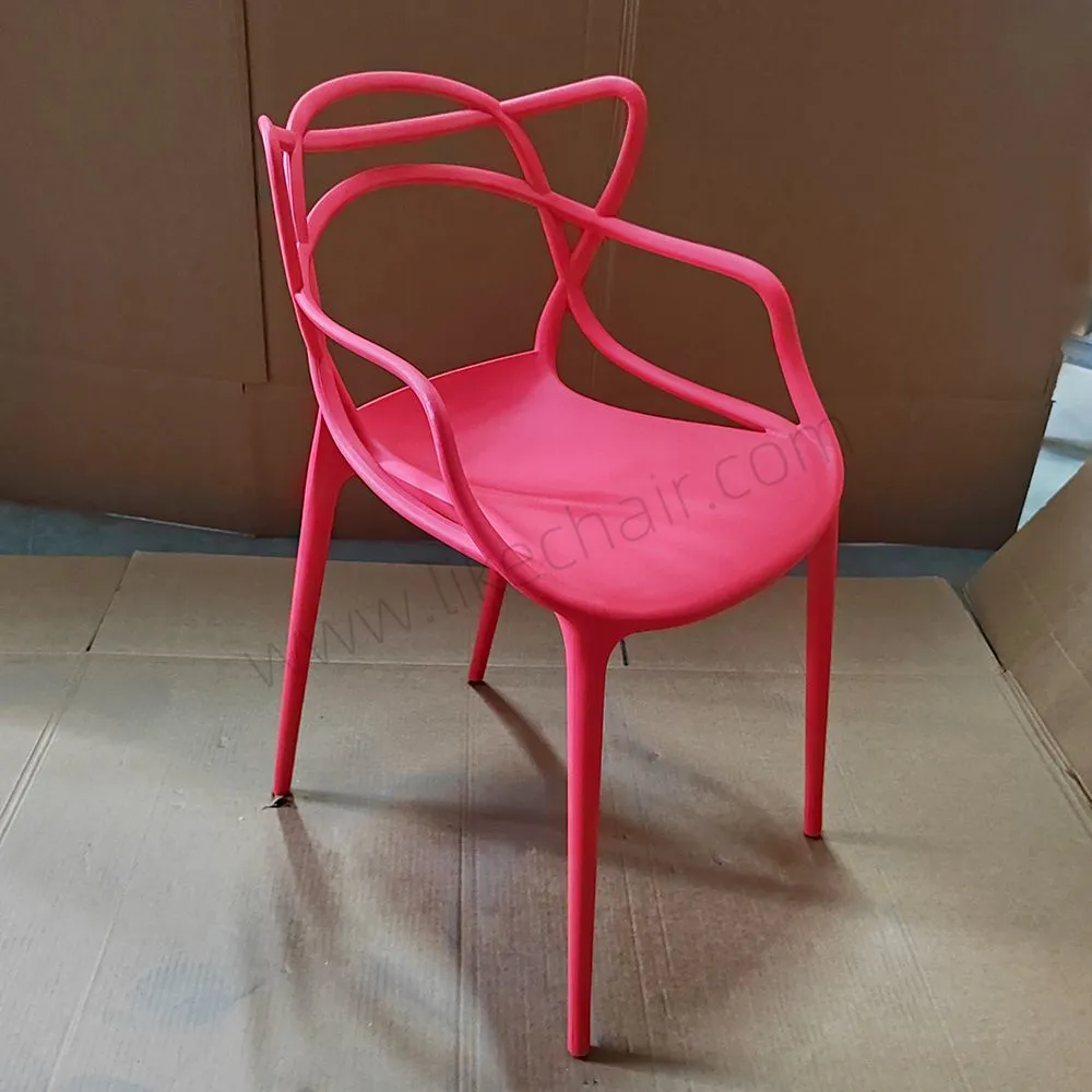 Plastic-chair3.jpg.webp