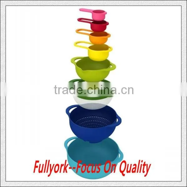 Nest 8 Piece Compact Food Preparation Set Nesting Bowls Colorful