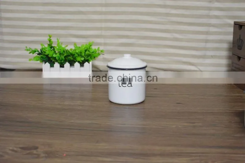 Metal canister set