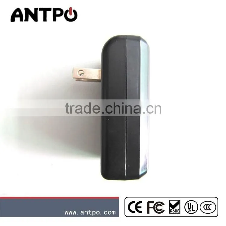 Universal AC power adapter 5V dual USB wall charger