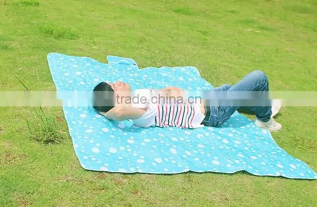 Outdoor Waterproof Beach Camping Picnic Moistureproof Aluminum film Mat Blanket