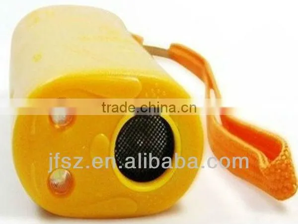 2014 gift ultrasonic dogs and cats repeller/high power ultrasonic dog repeller CD-100