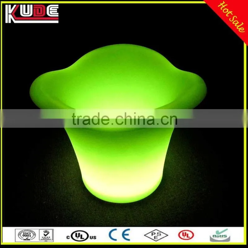 RGB Light Colors Changing PE Plastic Material LED Ice Bucket For Bar Party Used