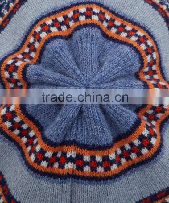 Fashion knitted cotton beret with visor